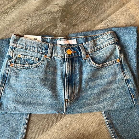 Jeans neuve de chez Garage, troué encore avec étiquette - Picture 3 of 4